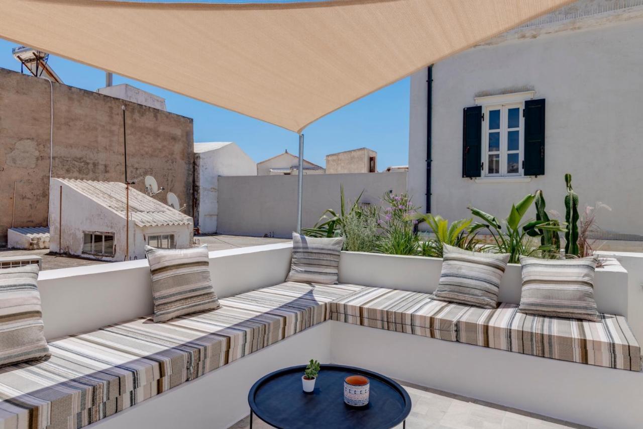 Nomadic Cozy Rooms Ermoupoli Exterior photo