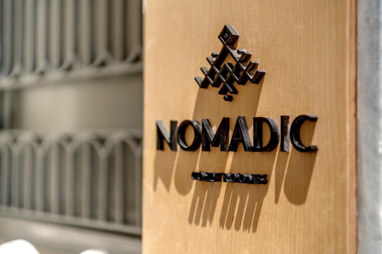 Nomadic Cozy Rooms Ermoupoli Exterior photo